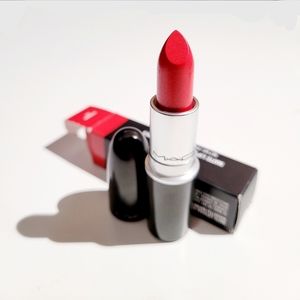 MAC Matte Lipstick #639 Mangrove New